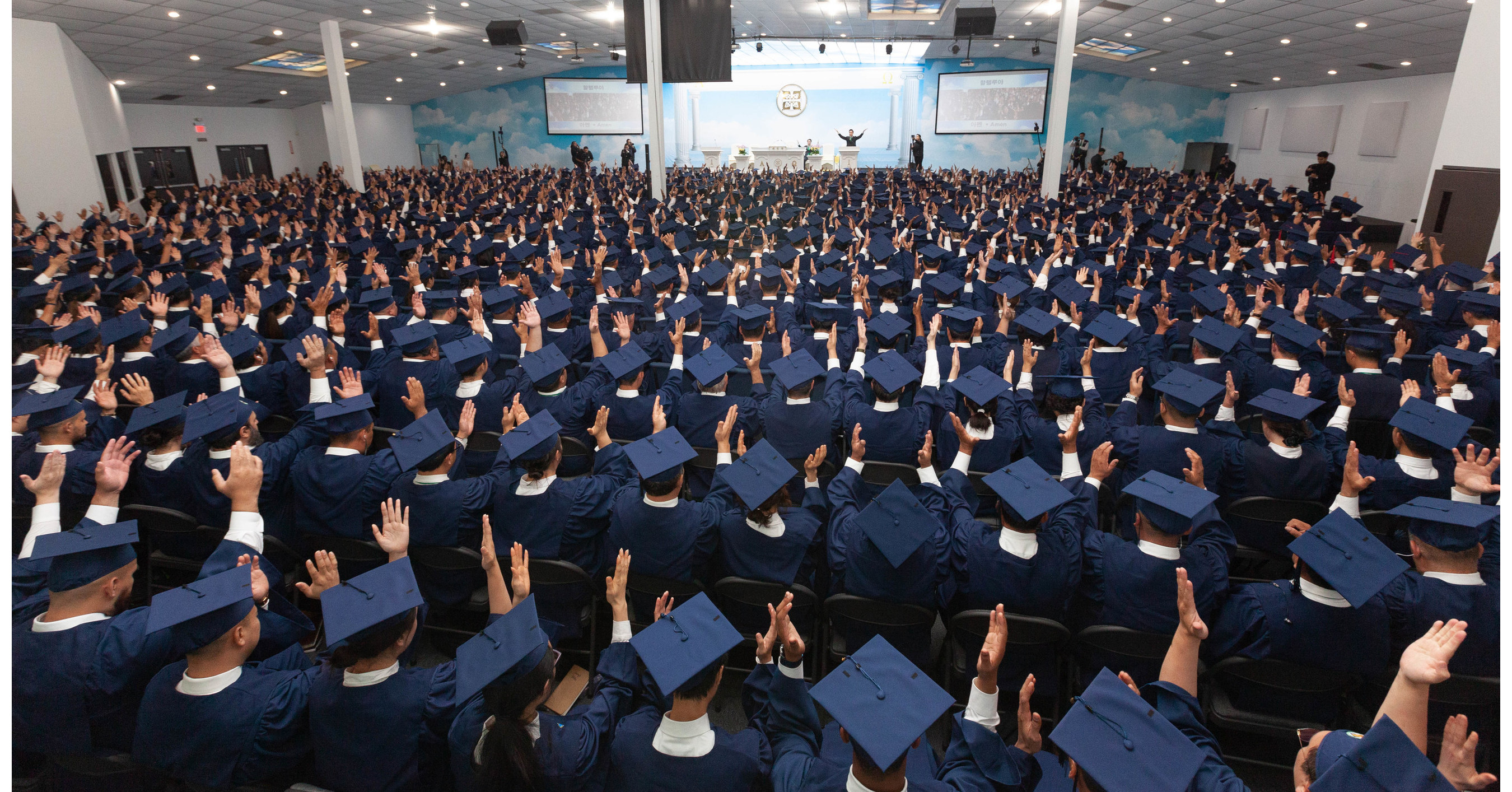 Shincheonji Church Of Jesus Graduates 100 000 Students Worldwide