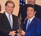 Japanese Prime Minister Abe Shinzo Receives AJC Light Unto Nations Award; AJC Delegation Concludes Three-Day Visit to Japan