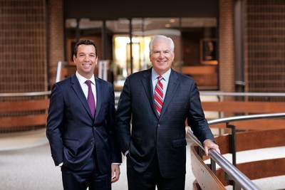 Miles D. White (right), Robert B. Ford (left) Miles D. White (right), Robert B. Ford (left)