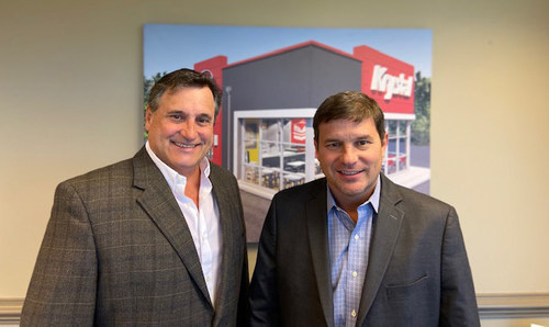L-R: Bruce Vermilyea, Krystal chief financial officer and Tim Ward, Krystal president and chief operating officer.