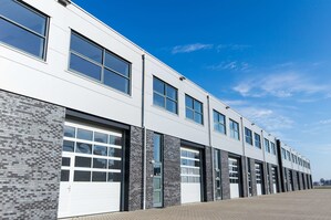 Why is warehouse space continuing to see an increase in demand?