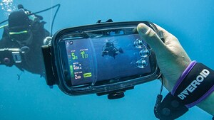 A Smart Diving Companion for your Underwater Adventures: Capture the Ocean's Beauty and Mysteries with DIVEROID, a New Affordable, Compact Dive Solution that Works with your Smartphone