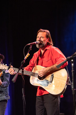 Mac Powell performs during the Waffle House Tunie Awards Show.