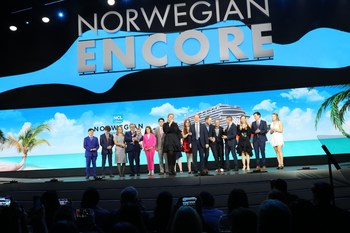 Honorary godmother and GRAMMY Award-winning artist, Kelly Clarkson, officially christened Norwegian Encore