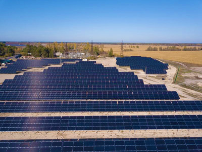 La planta Starosynyavs'kyi de 5,6 MW con módulos solares Jolywood D72N (PRNewsfoto/Jolywood (Taizhou) Solar Techno)