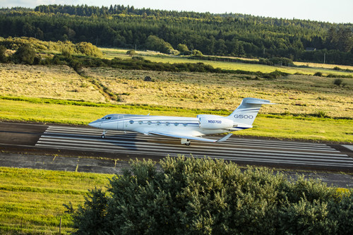 General Dynamics announced that the Gulfstream G500 has been delivered to its first European customer. The G500 earned certification from the European Union Aviation Safety Agency on Oct. 11 and is now in service in North America, Brazil, the Middle East and Europe.