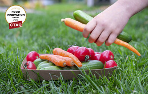 Cascades launches a cardboard food tray made from 100% recycled and recyclable material