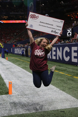 Andrea Gathercole wins $100,000 at SEC Championship thanks to Dr Pepper Tuition Giveaway during the halftime of the PAC 12 Conference Championship (Phil Skinner/AP Images for Dr Pepper)