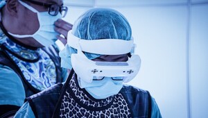 Breakthrough in Medical Electronics - A Novel Mixed &amp; Augmented Reality Smart Glasses Surgical Navigation Solution