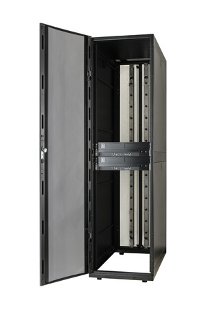 Schneider Electric Announces Industry's First Integrated Rack with Immersed, Liquid-Cooled IT for Data Centers