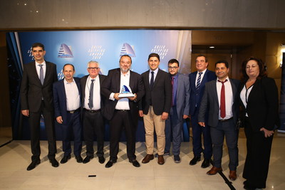 Mr. Dimitris Lianos - Mayor of Naxos and Small Cyclades, Mr. Evaggelos Mpournous - Mayor of Rafina – Pikermi, Mr. Petros Karamolegkos - President of the Thirasia community, Mr. Marios Iliopoulos, Head of Strategic Planning and Development of SEAJETS, Mr. Lefteris Avgenakis - Deputy Minister of Culture and Sports, Mr. Konstantinos Revinthis - Mayor of Serifos, Mr. Antonis Sigalas – Mayor of Santorini, Mr. Vasilis Marakis – Mayor of Sikinos, Mrs Efthalia Papadopoulou - Mayor of Folegandros (PRNewsfoto/SEAJETS)