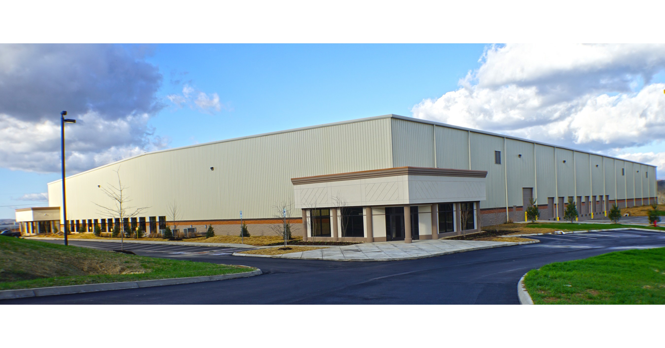 The Hollingsworth Companies Constructs High Volume Distribution