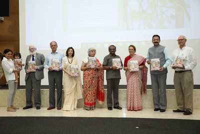 Unveiling the book ‘Many Secrets of Mangroves’. (L-R) – Nyrika Holkar (Executive Director, Godrej & Boyce), Dr. Erach Bharucha (Director, Bhartiya Vidyapeeth), Vijay Crishna (Executive Director, Lawkim Motors Group, Godrej & Boyce), Smita Godrej Crishna, Katie Bagli (Author of Many Secrets of Mangroves), Prof. Dr. K Kathiresan (UGC-BSR Faculty Fellow & Honorary Professor, Member IUCN Mangroves Specialist Group), Dr. Pheroza Godrej, Sanjay Deshmukh (Ex-Vice Chancellor, Mumbai University), Jamshyd Godrej (Chairman and Managing Director, Godrej & Boyce).