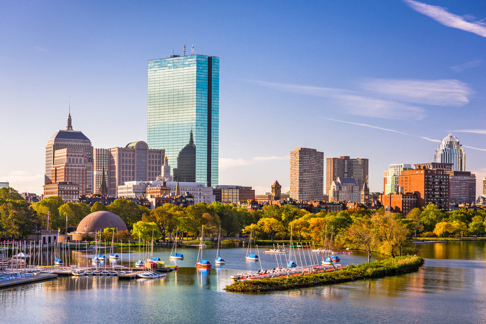 Boston, Massachusetts, USA city skyline on the river. (CNW Group/WESTJET, an Alberta Partnership)