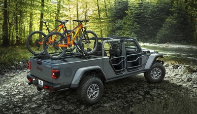 The Mopar-modified 2020 Jeep Gladiator Rubicon highlights the open-air personalization potential and more than 200 parts and accessories available to enhance the most capable midsize truck ever.  Check out what's available for any off-road enthusiast this holiday season at mopar.com.