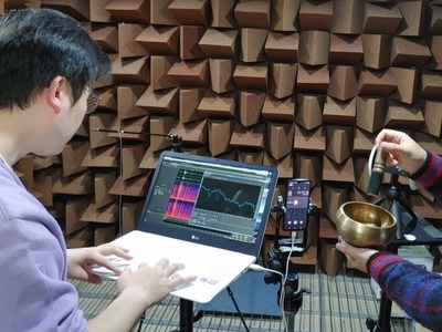 LG Brings ASMR Mode to the LG G8X THINQ 