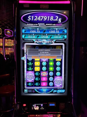 $1,000,000 - A Powerbucks™ jackpot win at the Casino du Lac-Leamy!