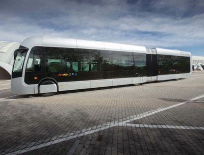 Van Hool ExquiCity tram-bus (CNW Group/Ballard Power Systems Inc.)