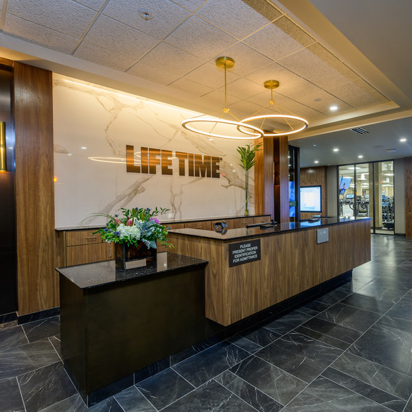 Picture of the front desk at Life Time La Jolla 