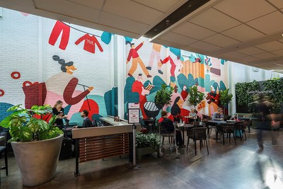 Lively and colourful alleyways reflecting Montréal’s character:  Cécile Gariépy produces a special gift for passengers (CNW Group/Aéroports de Montréal)