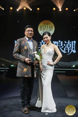 Photo of Mr. Shen Kai, general manager of Matro GBJ and Madame Jing Jing, executive publisher and chief editor of Bazzar Jewelry
