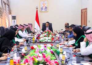 Primer ministro: el ciudadano yemení estará satisfecho con los proyectos de desarrollo y reconstrucción