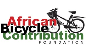 Lors d'un évènement à l'École modèle des filles de Nabdam, au Ghana, l'African Bicycle Contribution Foundation passe du don de bicyclettes gratuites à la poursuite collaborative de l'excellence en technologies de l'information et en communications pour les élèves et les entrepreneurs ghanéens