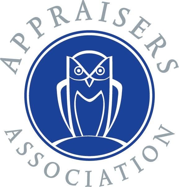 Appraisers Association of America Honors Nancy Olnick and Spanu