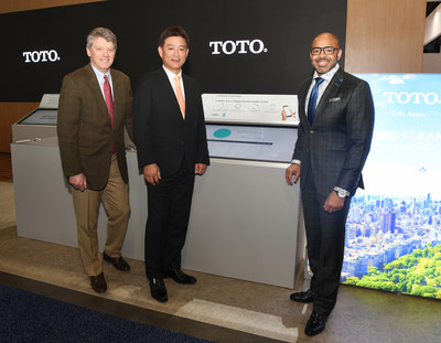 (L-R) Mike Slawson, Vice President of Connected Devices for GP PRO, Shinya Tamura, CEO of TOTO USA, and Dr. Kofi Smith, President and CEO of the Atlanta Airport Terminal Company, talk over Hartsfield-Jackson Atlanta International Airport’s significant improvements in sustainability, labor efficiency, and restroom operation costs as a result of its new Smart, Fully-Connected Restroom System thanks to a collaboration of TOTO and GP PRO.