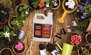 Simple Lawn Solutions Retail Line Gives Consumers Online Access to Company's Successful Commercial Fertilizer Blends Simple Lawn Solutions Retail Line Gives Consumers Online Access to Company's Successful Commercial Fertilizer Blends