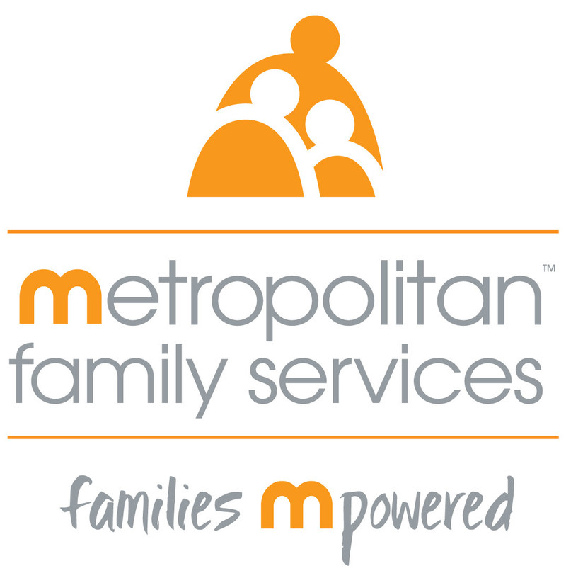 Metropolitan Family Services Receives 10 000 Donation From Bmo
