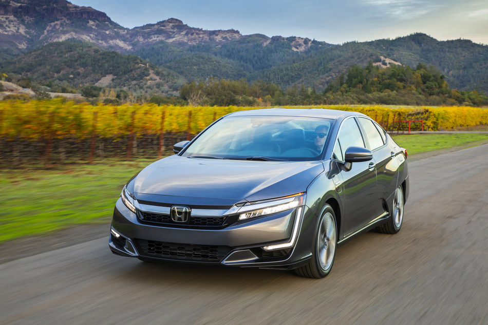 The 2020 Honda Clarity Plug-In Hybrid begins arriving at dealerships tomorrow with an award-winning combination of an excellent electric-only range2, interior space and comfort, and unmatched driving refinement in its class.