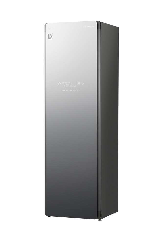 LG Electronics’ market-leading line of steam clothing care systems is expanding in 2020 with the all-new large-capacity “LG Styler Plus,” featuring a new Tinted Black Mirror finish.