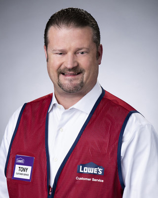 Anthony T. (Tony) Hurst Appointed President of Lowe's Canada (CNW Group/Lowe's Canada)