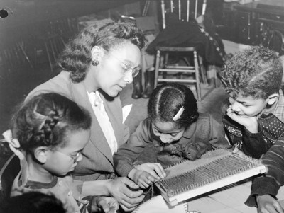 Negro Community Centre, 10 mars 1949. BAnQ Vieux-Montral. Photo : Conrad Poirier. (Groupe CNW/Bibliothque et Archives nationales du Qubec)