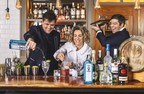 7.000 Bacardi Mitarbeiter schalten ihre Abwesenheitsnotiz ein, um hunderten von Bars auf der ganzen Welt zu besuchen und dort Gespräche über Cocktails und Kultur anzuregen