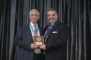 Montefiore Medical Center Prosthodontist Named 2019 Educator of the Year by National Organization