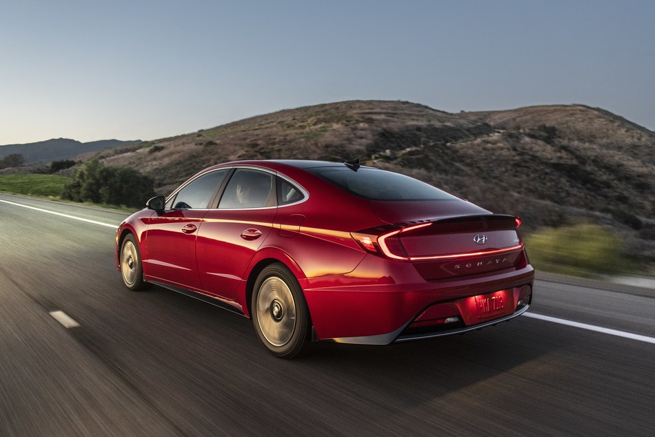 New 2020 Segment-Busting Hyundai Sonata Hybrid Makes North American Debut at Chicago Auto Show