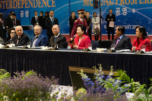 World Leaders Brave Coronavirus for Peace Talks in Asia