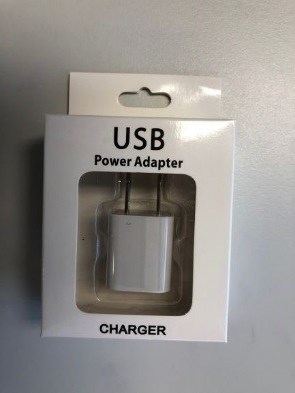 Chargeur-adaptateur d’alimentation USB (Groupe CNW/Santé Canada)