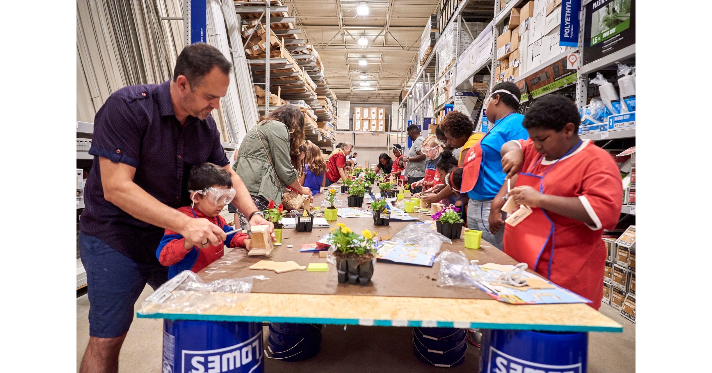 Lowe's to Offer Free Kids' Nationwide