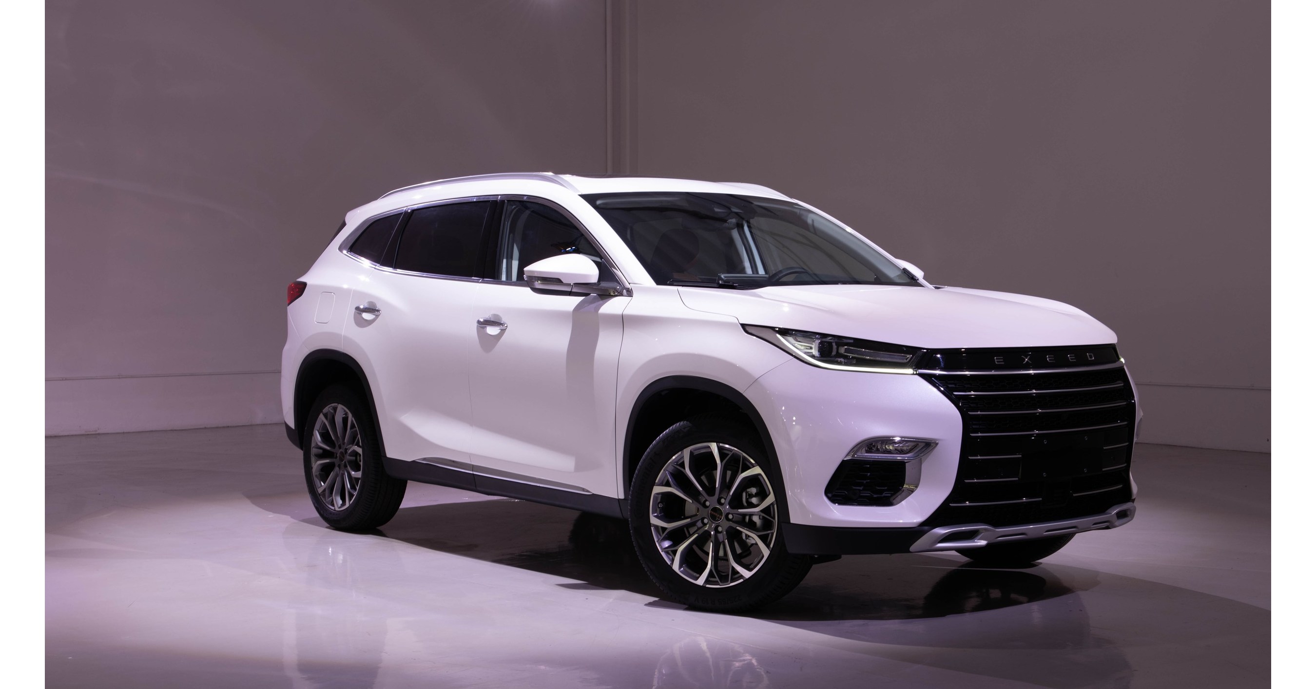 Чери тигго эксид. Chery exceed TXL 2020. Китайский кроссовер черри Эксид. Китайский кроссовер Chery Exeed TXL. Китайский кроссовер Chery Exeed TXL, 2020.