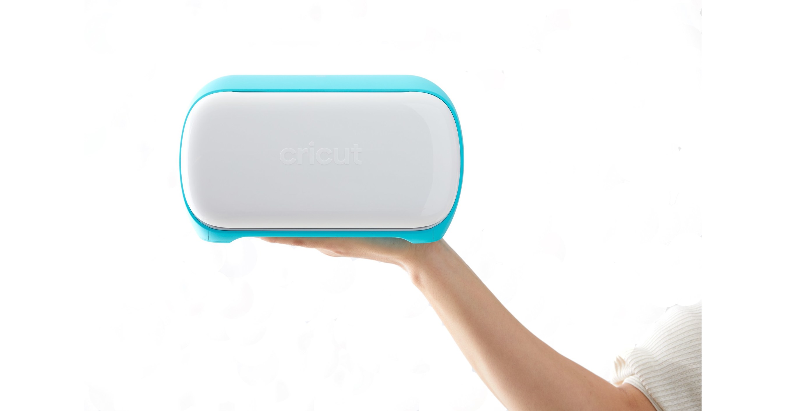 Cricut on LinkedIn: Cricut launches Cricut Joy Xtra, expanding its platform  and cutting…