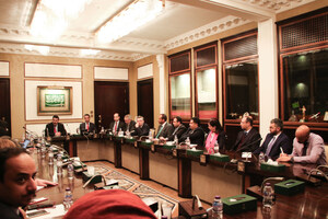El supervisor del SDRPY y embajador saudí Al Jaber se reúne con figuras políticas y diplomáticas en Londres