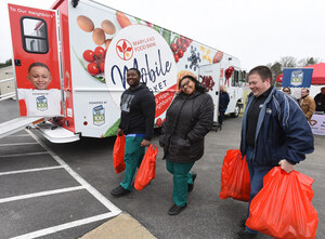 Perdue and the Maryland Food Bank Unveil New Mobile Market