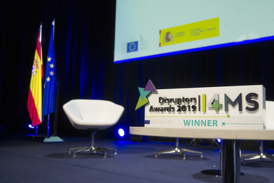 I4MS Disruptors Awards Trophy in Digitalising European Industry Forum, Madrid 2019.