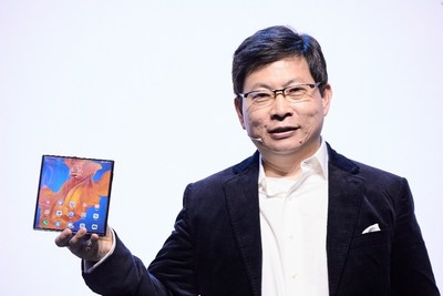 Richard Yu, chef de la direction de Huawei Consumer Business Group, prsente le Mate Xs de HUAWEI (PRNewsfoto/Huawei Consumer BG)