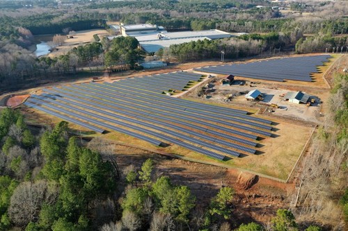 (Solar Panels located at the Kimberly-Clark Lagrange, GA manufacturing plant. Photograph Copyright 2019, United Renewable Energy LLC.)