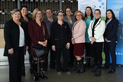 Danielle Bouchard et Caroline Ouimet, Fondation, Julie Grgoire, propritaire Bouvreuil Meubles, Franois-Luc Dallaire, directeur gnral Coopsco Saint-Jean-sur-Richelieu, Vronique Benjamin, grante de service IGA Extra Gladu, Isabelle Prud'homme, Fondation, Cline Burdet, directrice gnrale Carrefour Richelieu, Julie Ltourneau, propritaire Beaut PureSkin, Isabelle Larame, directrice communications et marketing numrique SPEC et Nathalie Choinire, directrice marketing Carrefour Richelieu (Groupe CNW/Fondation du Cgep Saint-Jean-sur-Richelieu)