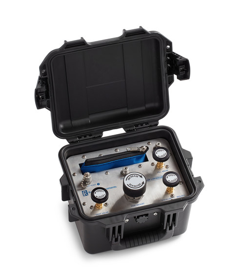 The Ralston ControlPak is a precision manual pressure controller for compressed gas sources up to 3,000 psi (20 MPa). The Ralston ControlPak is a precision manual pressure controller for compressed gas sources up to 3,000 psi (20 MPa).